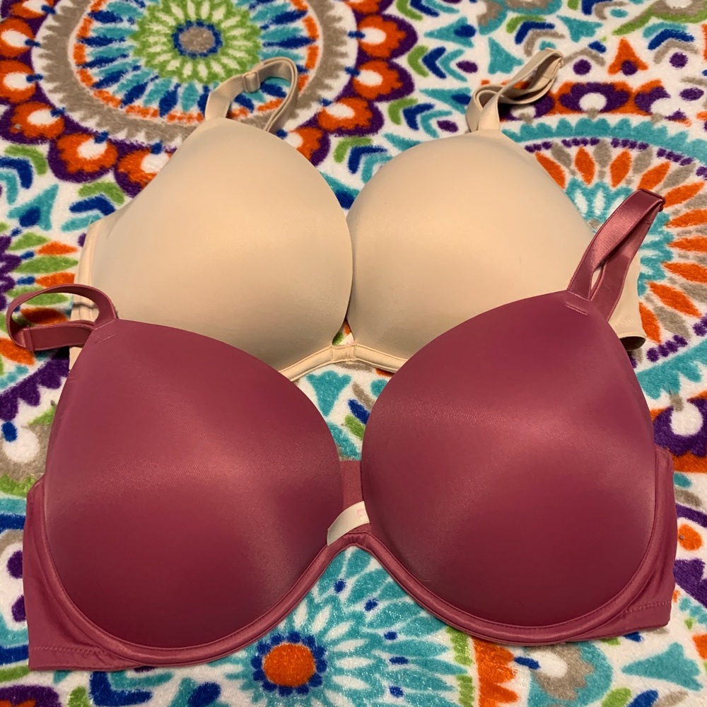 PINK Wear Everywhere Super Push-Up Bra in Beige Nude Pink. 34DD.